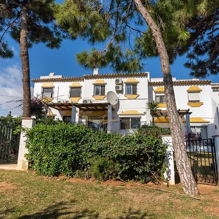 Holiday home 3 Bedroom House, 400m To The Beach, Near La Cala De Mijas *