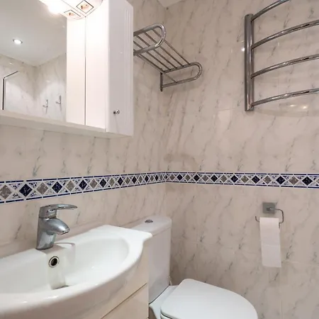 3 Bedroom House, 400m To The Beach, Near La Cala De Mijas Málaga