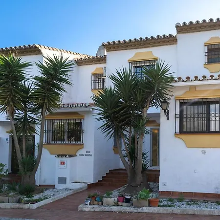 Holiday home 3 Bedroom House, 400m To The Beach, Near La Cala De Mijas *
