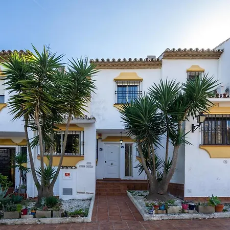 3 Bedroom House, 400m To The Beach, Near La Cala De Mijas Сasa de vacaciones *